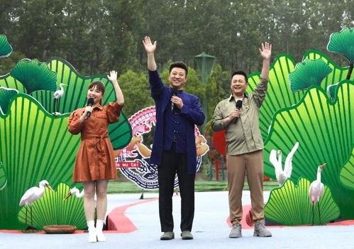 最新微博爆料新闻事件视频,最新新闻事件视频引发热议，真相究竟如何？